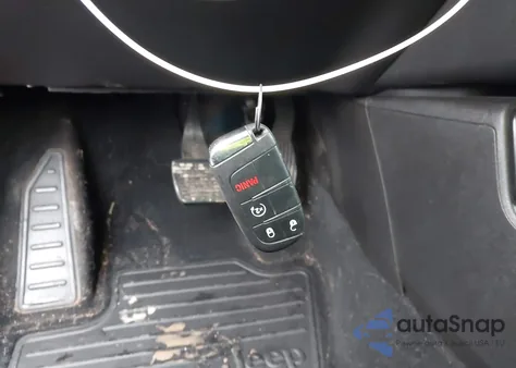 2022 Jeep Renegade Latitude 4X4 z USA, uszkodzony, nr VIN ZACNJDB1XNPN54659